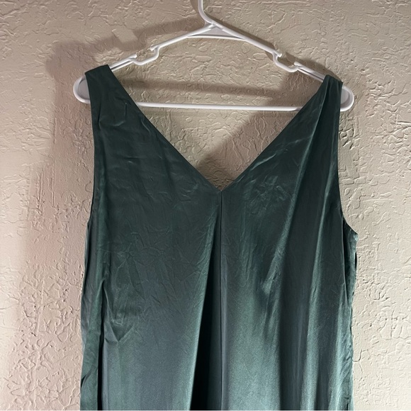 Reformation Lian V-Neck Sleeveless Maxi Dress 100% Silk in Green - Picture 10 of 14